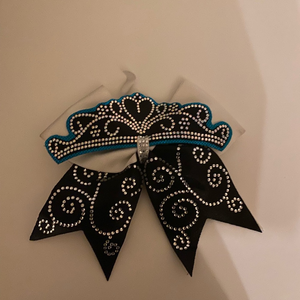 cheer extreme bow